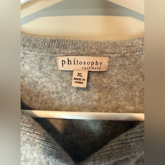 Philosophy Cashmere Gray Sweater - Picture 3 of 8